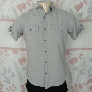 Free Planet button down shirt Size Small